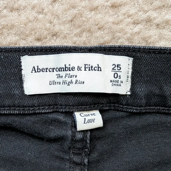 Abercrombie & Fitch Curve Love The Flare Ultra High Rise Jeans - Picture 6 of 8